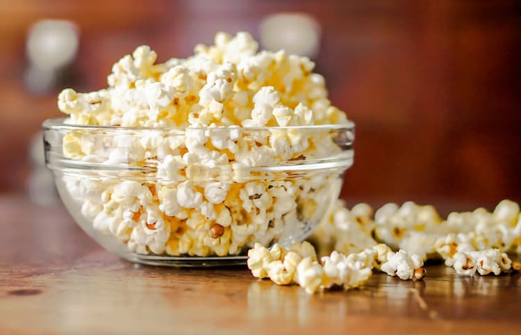 Healthy Popcorns Instead of Regular Popcorns