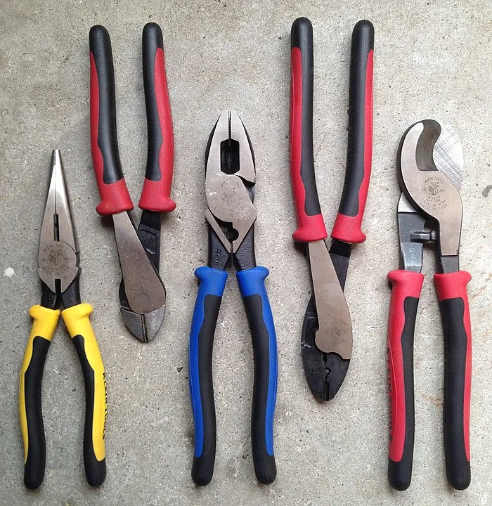 Welding Pliers: The Different Types and How They Make the Welding Process Easier