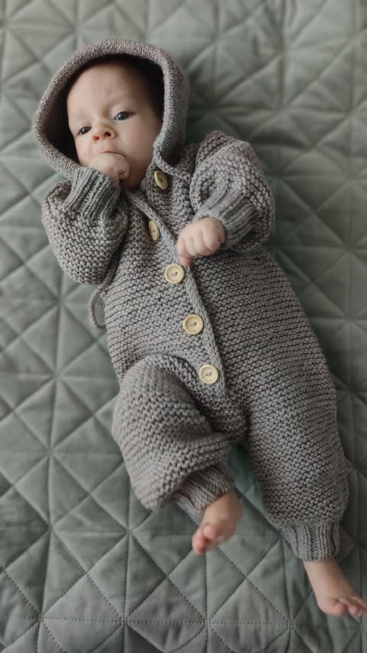 Wool baby clothing